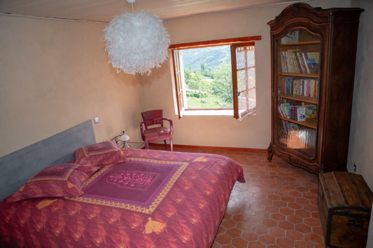 Gaia, Maison D'Hotes Verdon, Vue Feerique Blieux ภายนอก รูปภาพ